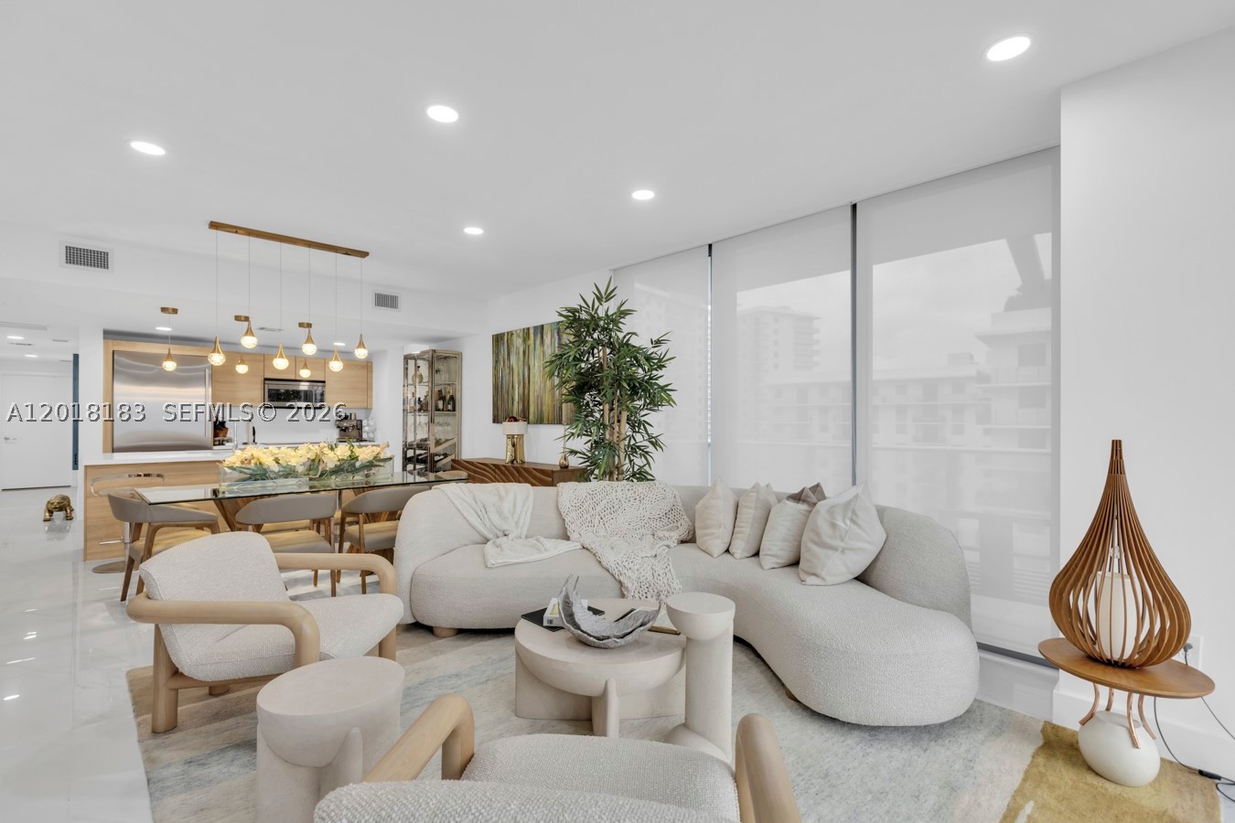 16385 Biscayne Blvd #2101, North Miami Beach FL 33160