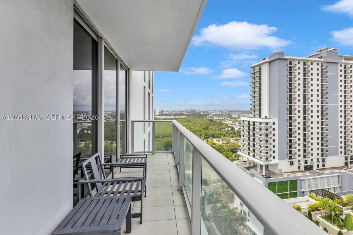 16385 Biscayne Blvd #2101, North Miami Beach FL 33160