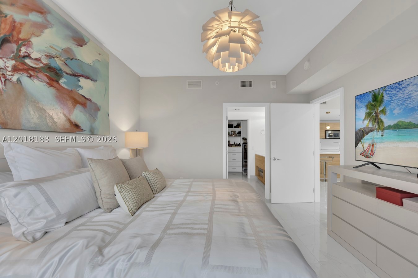 16385 Biscayne Blvd #2101, North Miami Beach FL 33160