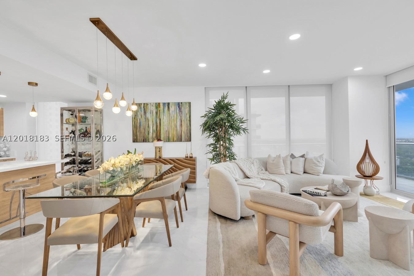 16385 Biscayne Blvd #2101, North Miami Beach FL 33160