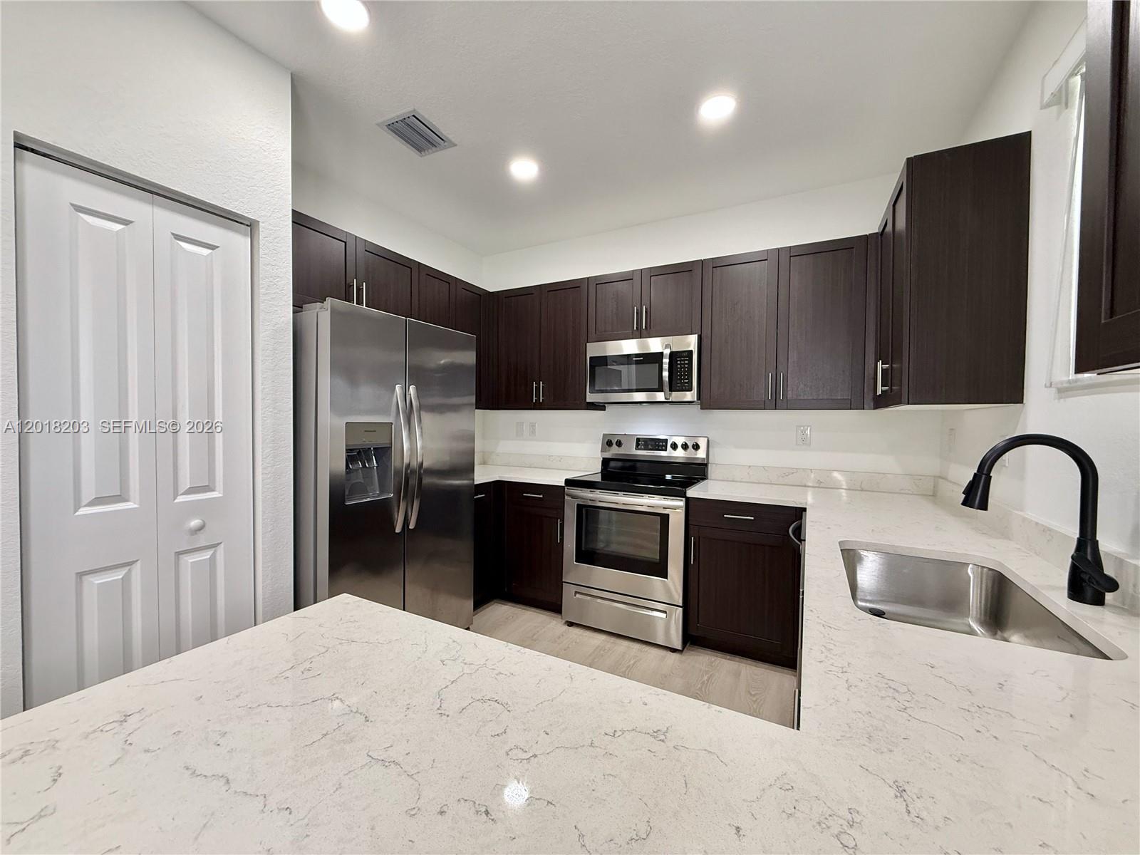 5408 SW 14th Ct, North Lauderdale FL 33068