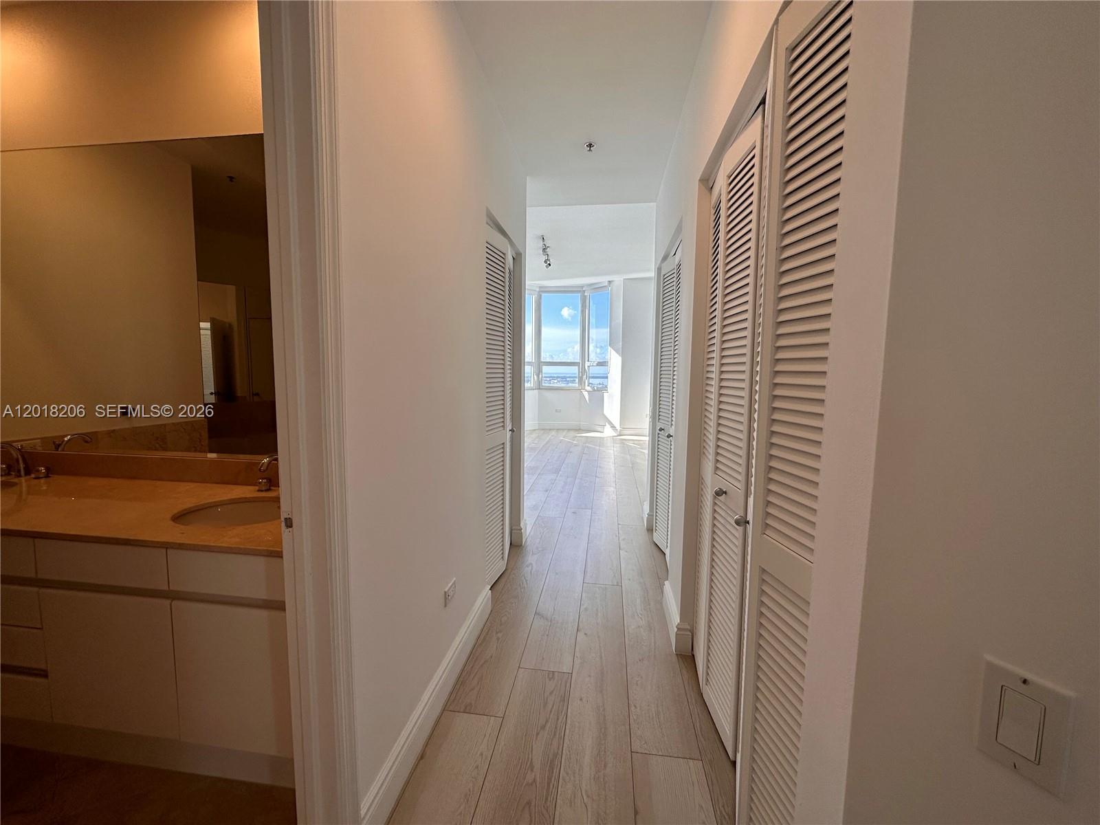 808 Brickell Key Dr #3608, Miami FL 33131