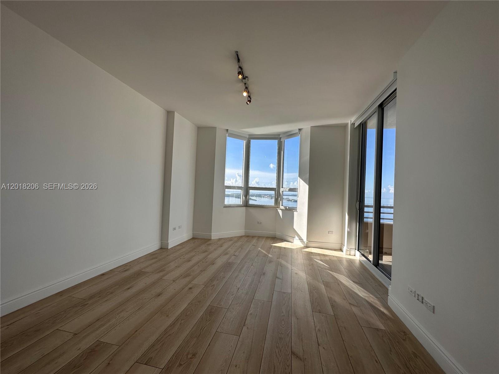 808 Brickell Key Dr #3608, Miami FL 33131