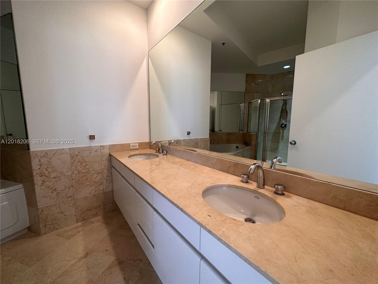 808 Brickell Key Dr #3608, Miami FL 33131
