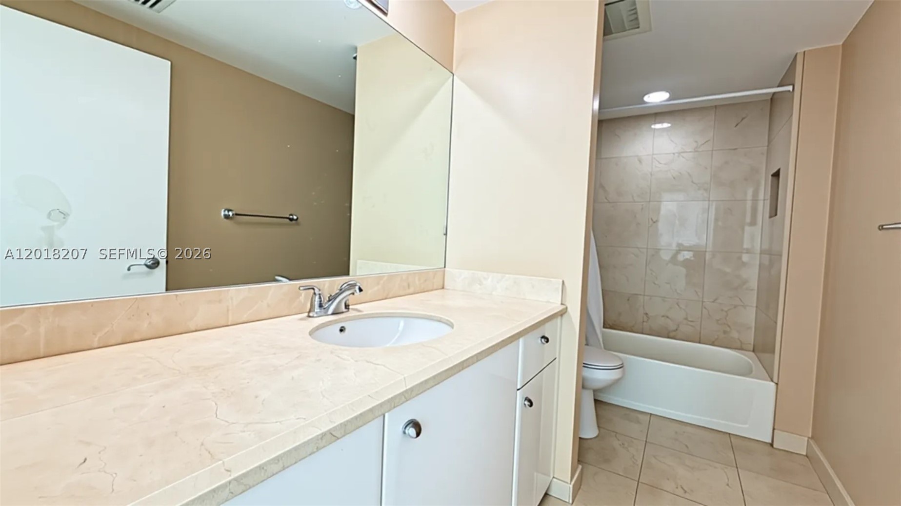 19400 Turnberry Way #1132, Aventura FL 33180