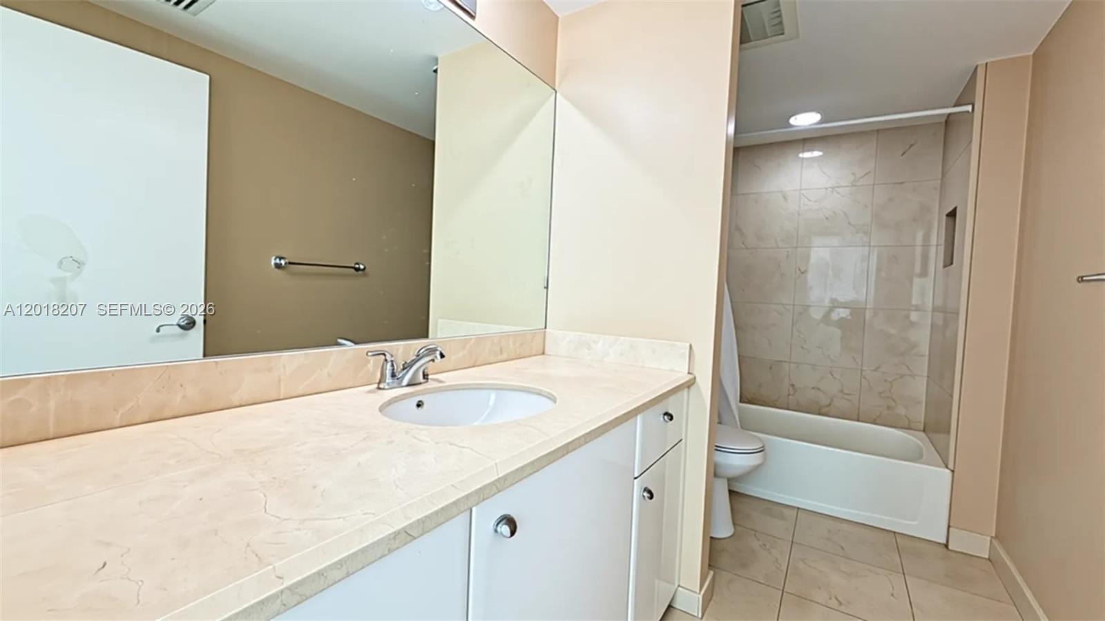 19400 Turnberry Way #1132, Aventura FL 33180