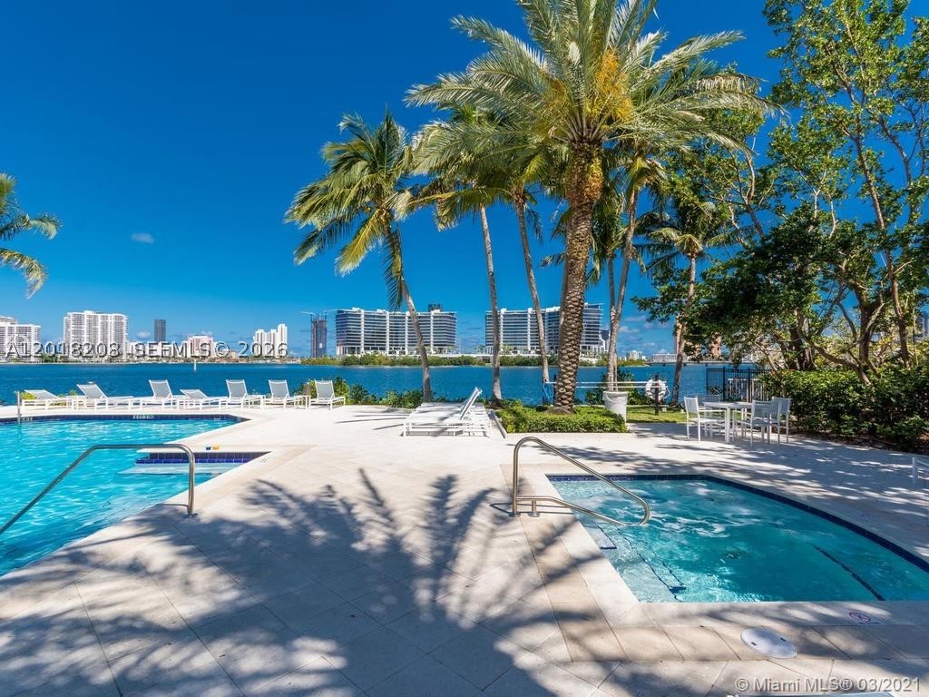 Aventura FL 33160 - A12018208
