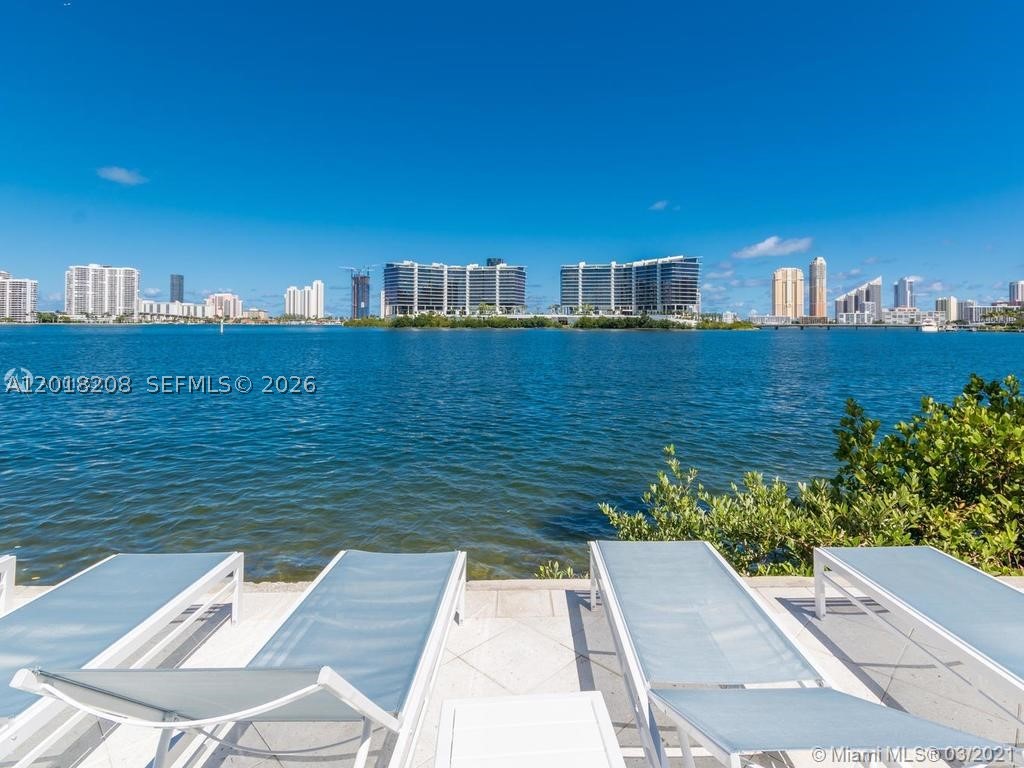 Aventura FL 33160 - A12018208
