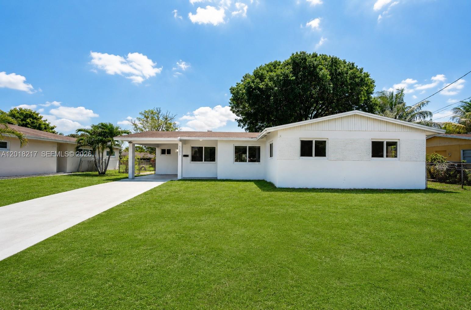 1530 NW 47th Ave, Lauderhill FL 33313