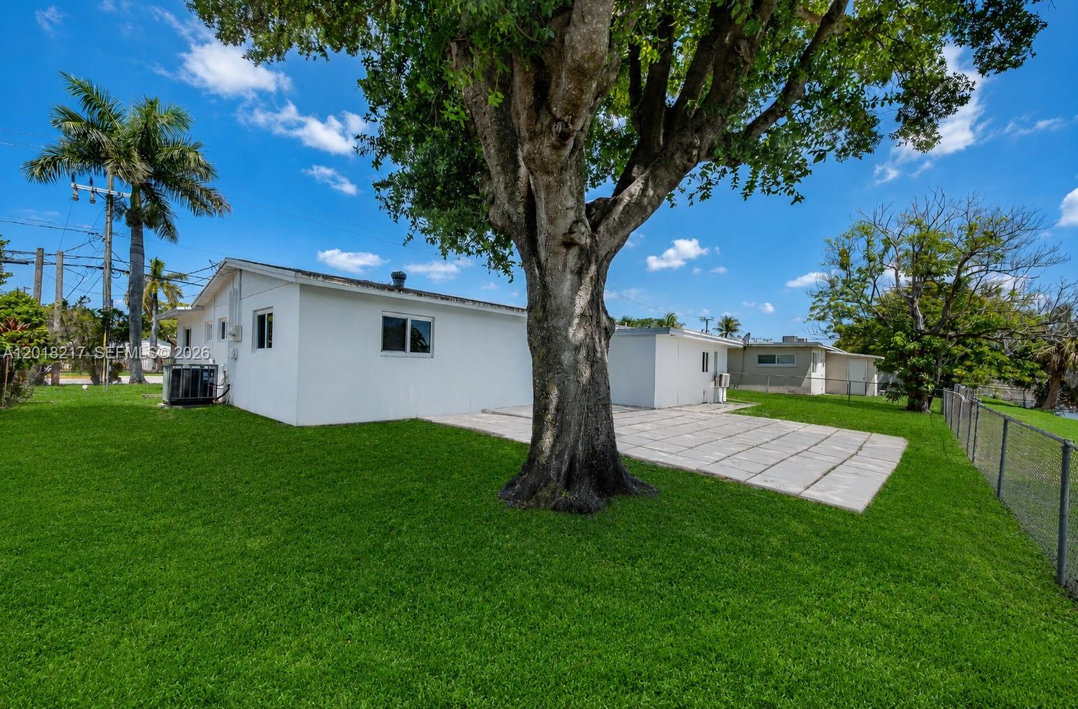1530 NW 47th Ave, Lauderhill FL 33313