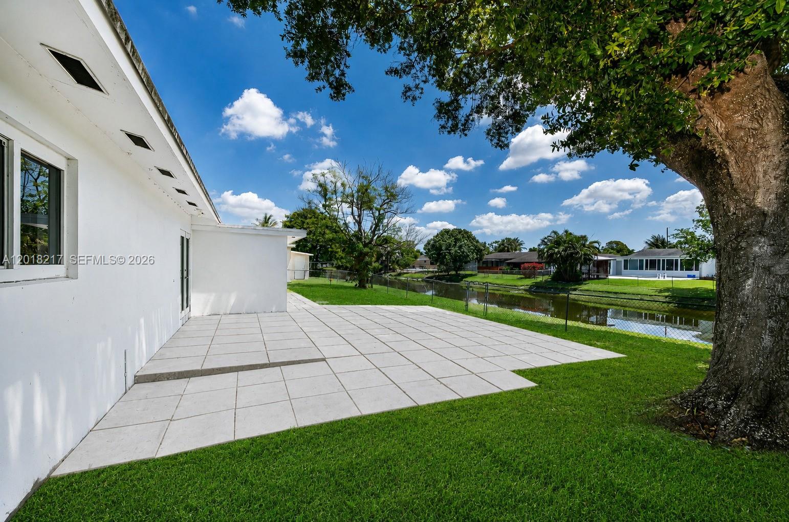 1530 NW 47th Ave, Lauderhill FL 33313