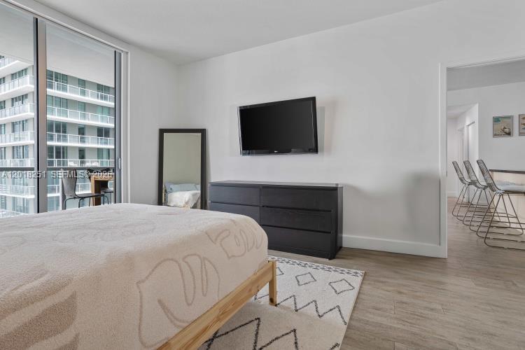 79 SW 12th St #3110-S, Miami FL 33130