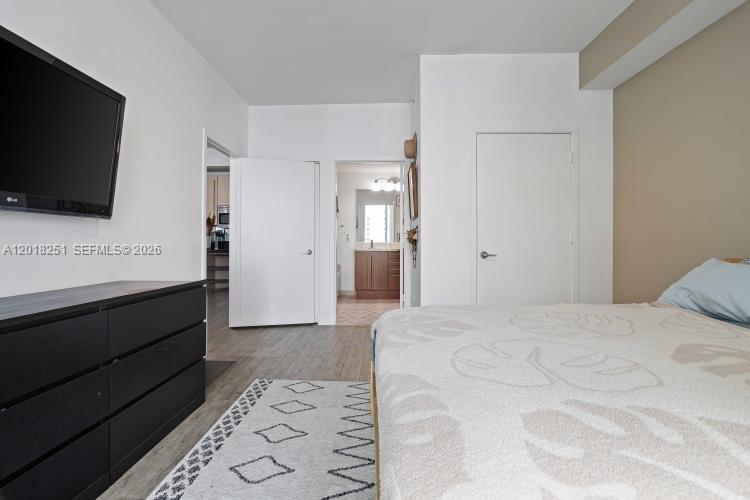 79 SW 12th St #3110-S, Miami FL 33130