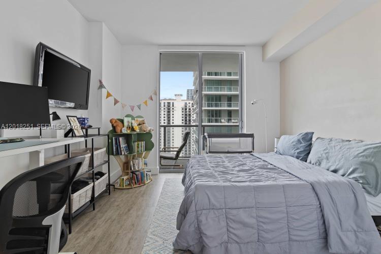 79 SW 12th St #3110-S, Miami FL 33130