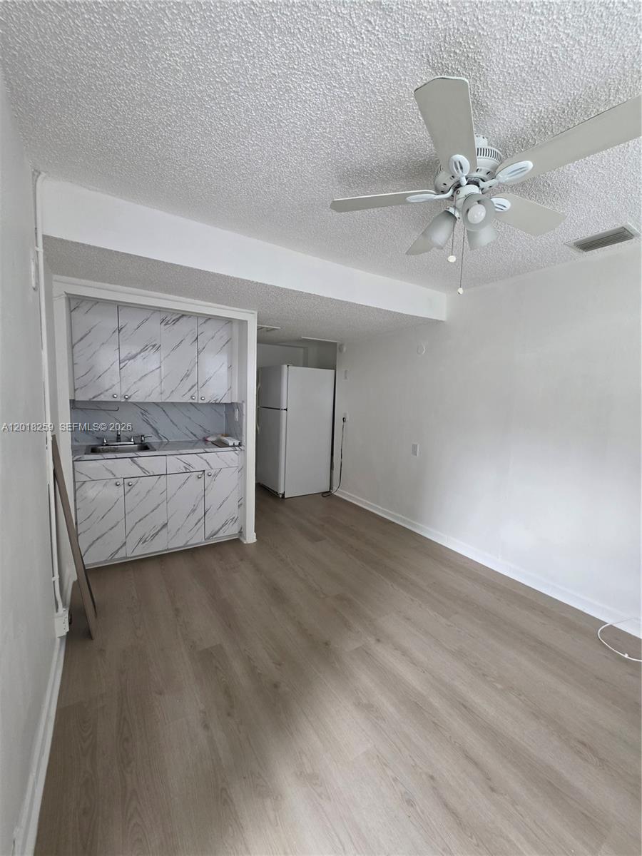 4601 SW 5th St #0, Miami FL 33134