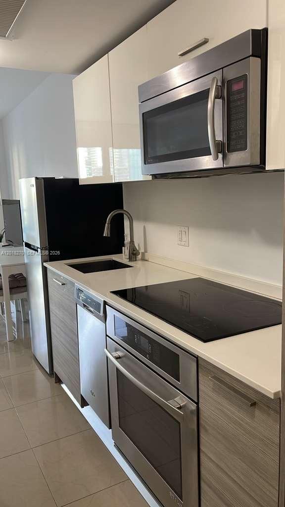 1300 Brickell Bay Dr #2000, Miami FL 33131