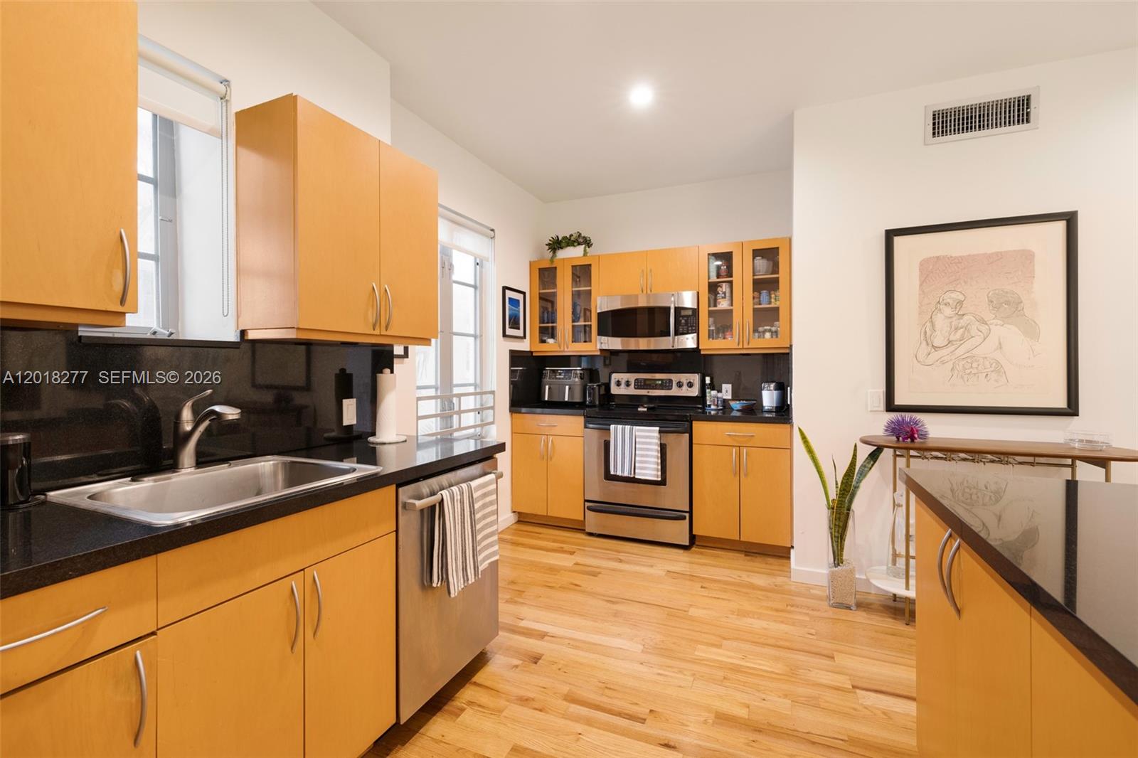 1551 Lenox Ave #8, Miami Beach FL 33139