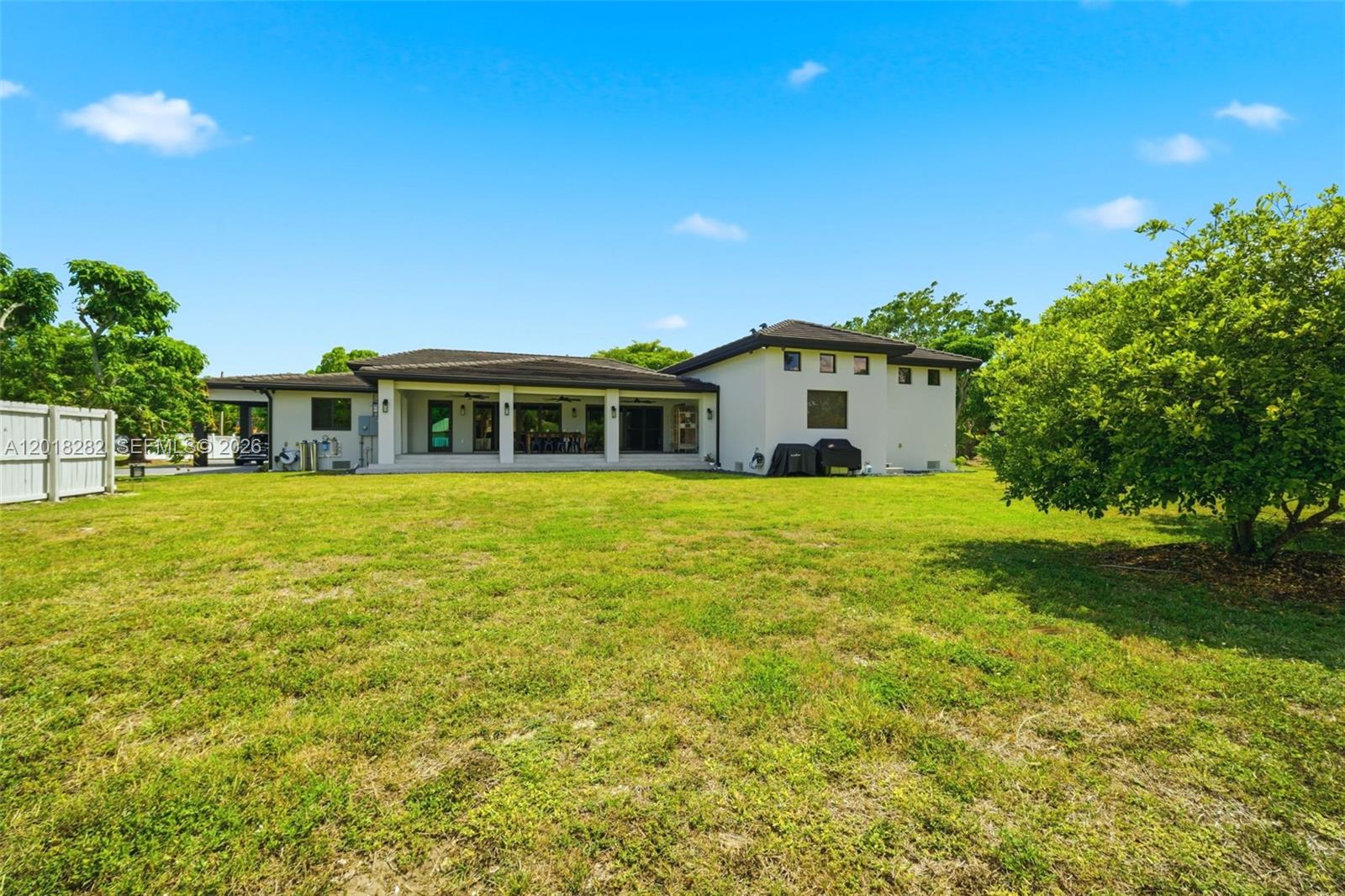 18690 Old Cutler Rd, Cutler Bay FL 33157