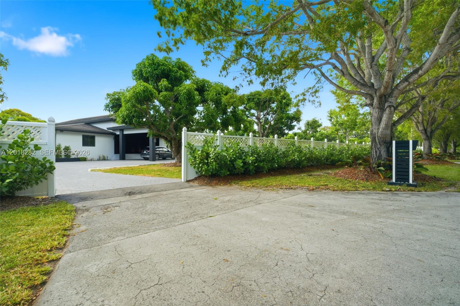 18690 Old Cutler Rd, Cutler Bay FL 33157