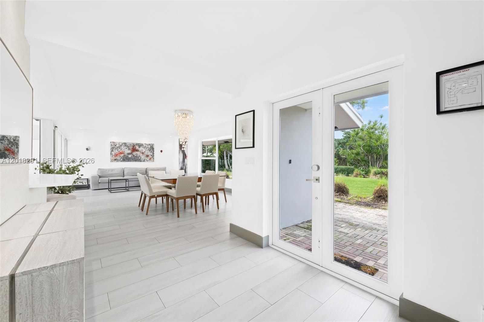 2711 Mayan Dr, Fort Lauderdale FL 33316