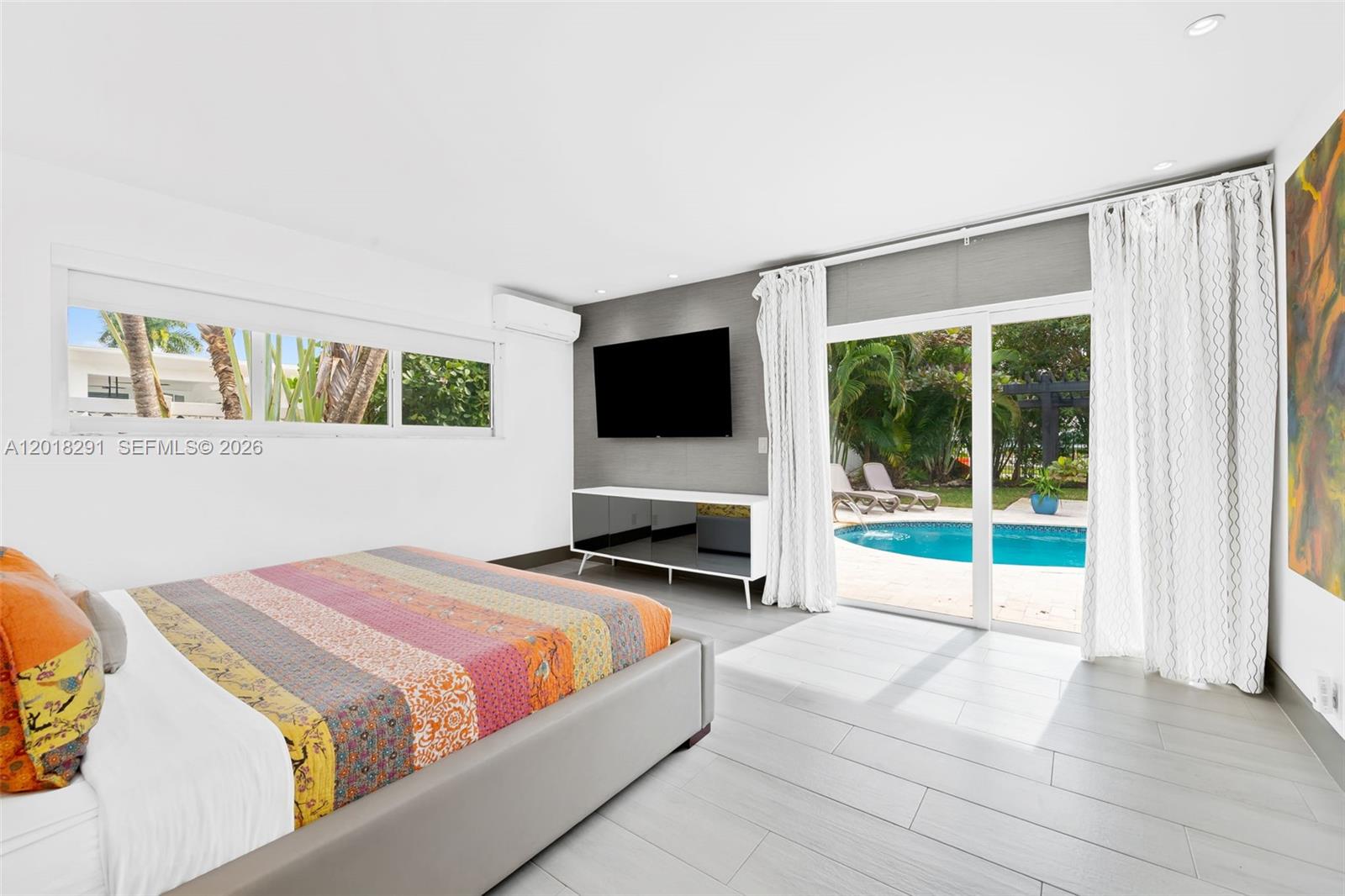 2711 Mayan Dr, Fort Lauderdale FL 33316