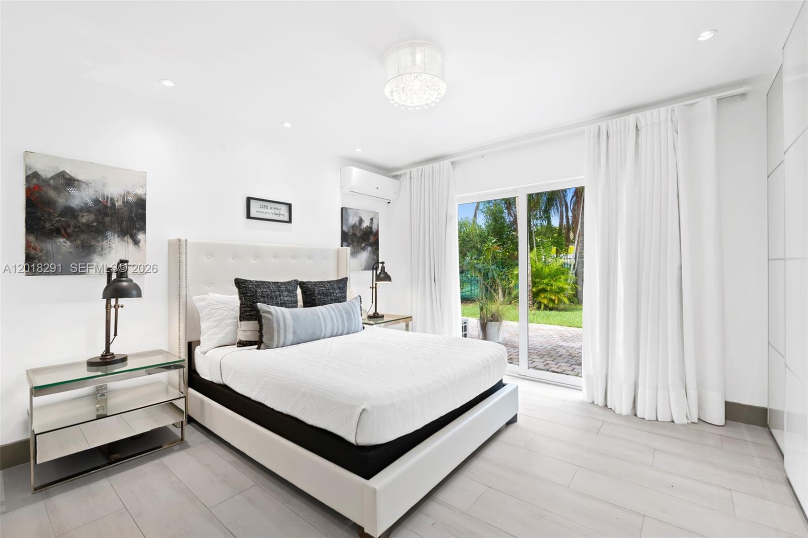 2711 Mayan Dr, Fort Lauderdale FL 33316
