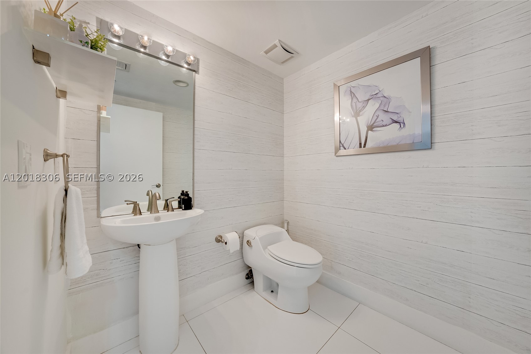 3301 NE 183rd St #2007, Aventura FL 33160