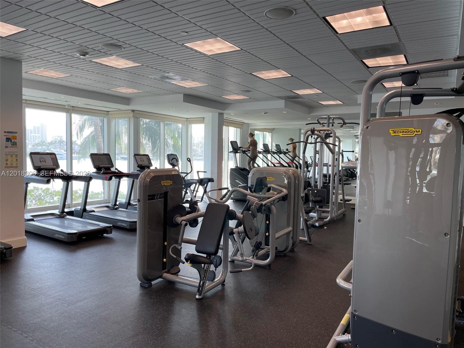 3301 NE 183rd St #2007, Aventura FL 33160