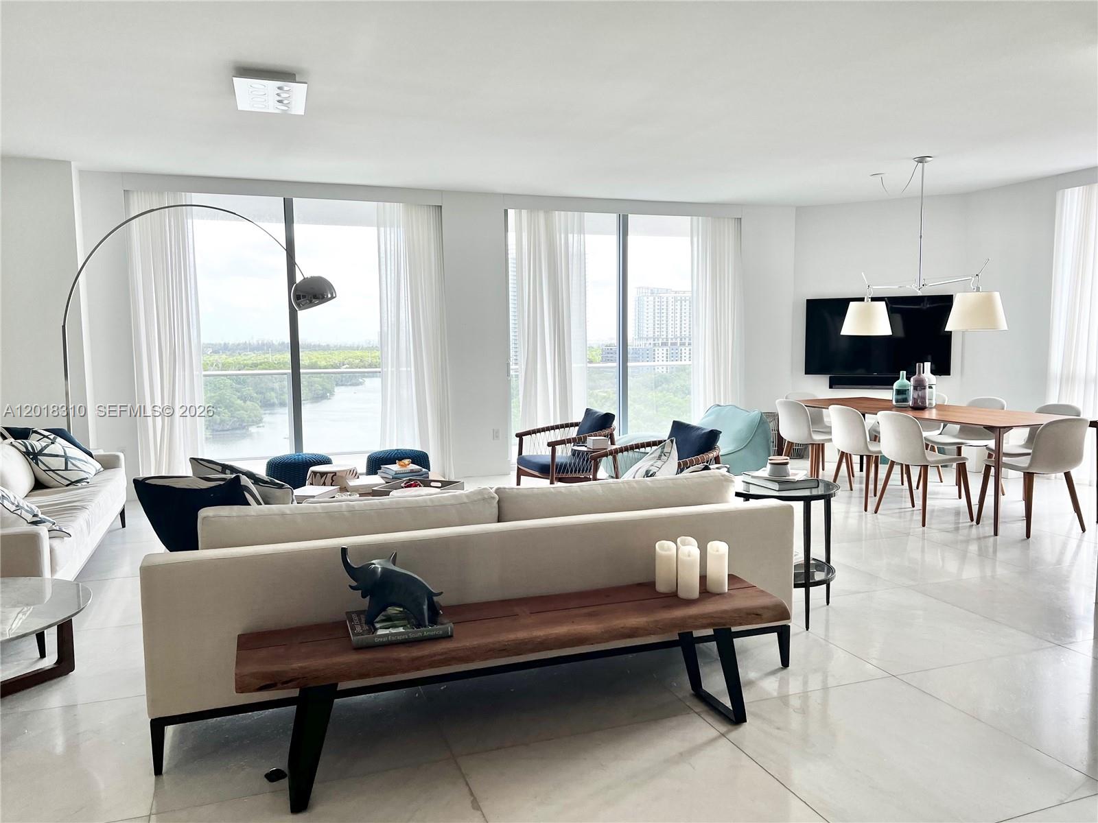 17111 Biscayne Blvd #1102, North Miami Beach FL 33160
