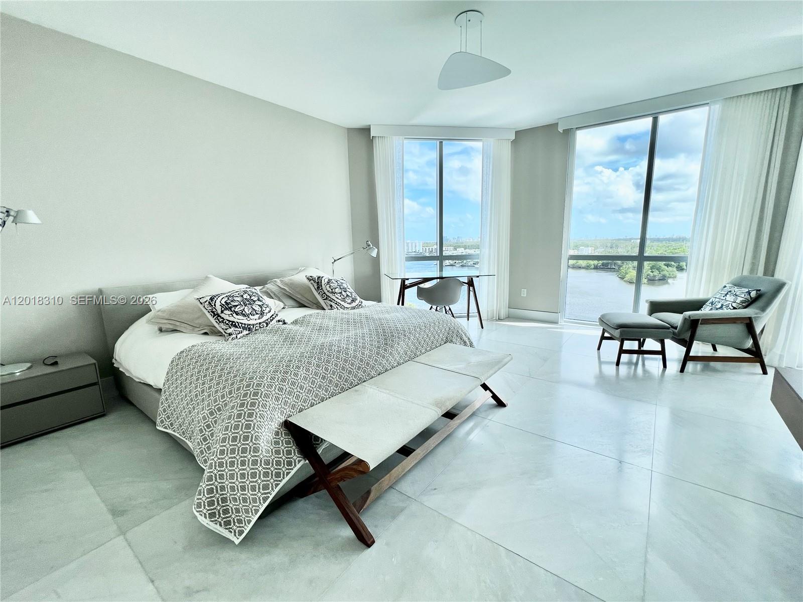 17111 Biscayne Blvd #1102, North Miami Beach FL 33160