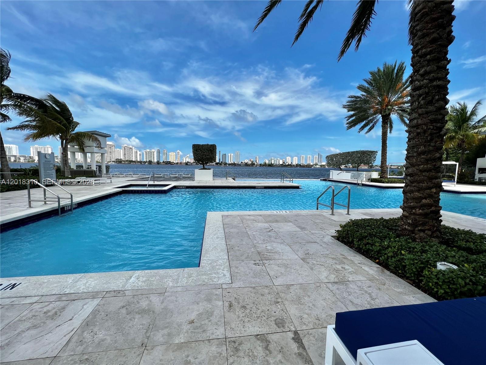 17111 Biscayne Blvd #1102, North Miami Beach FL 33160