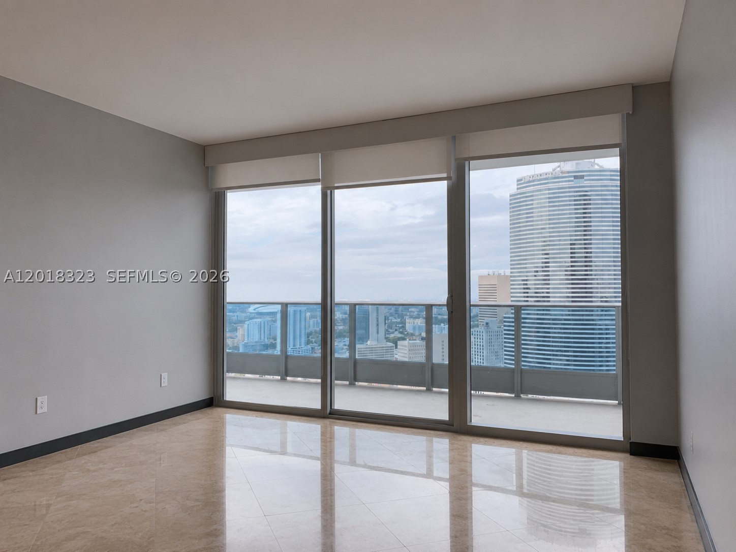 200 Biscayne Boulevard Way #4212, Miami FL 33131