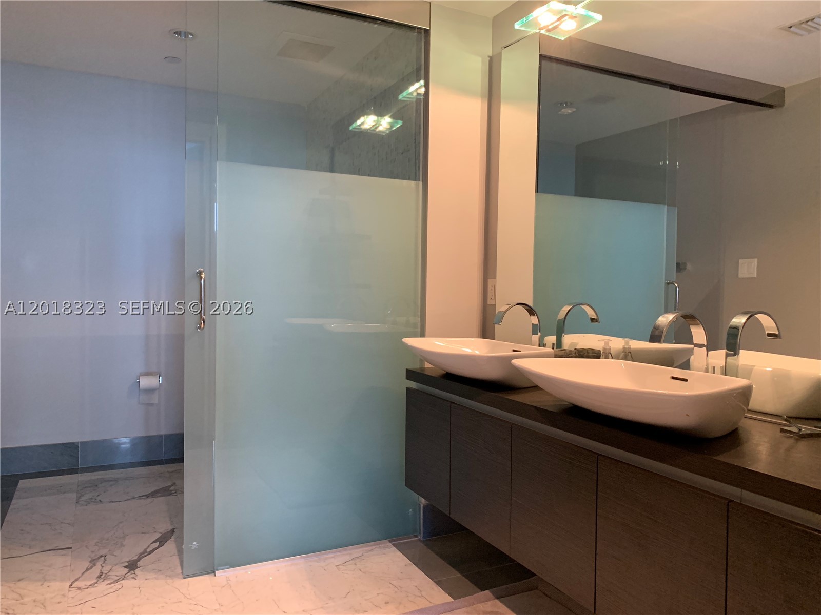 200 Biscayne Boulevard Way #4212, Miami FL 33131