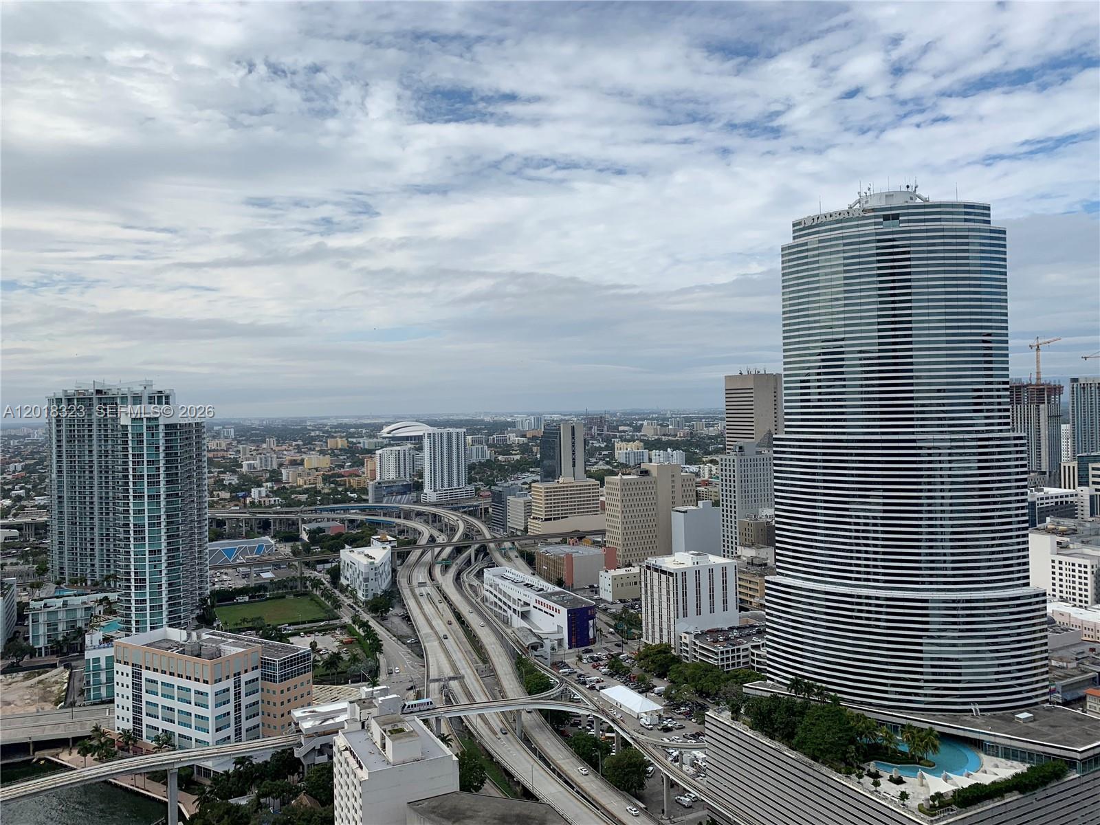 200 Biscayne Boulevard Way #4212, Miami FL 33131
