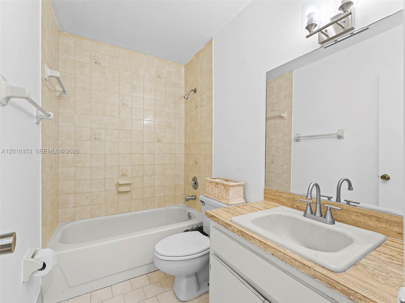 100 SW 110th Ave #142, Sweetwater FL 33174
