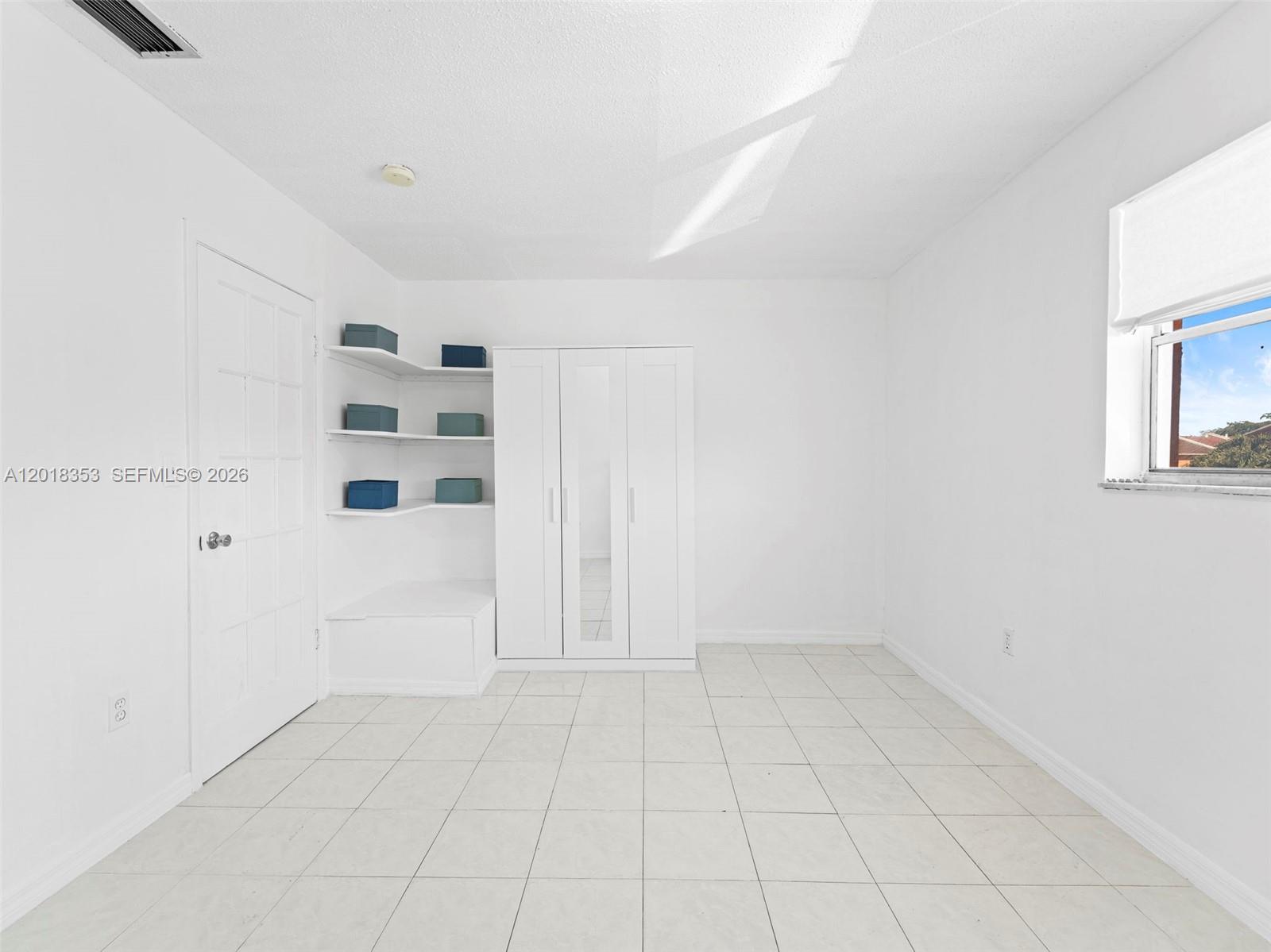 100 SW 110th Ave #142, Sweetwater FL 33174