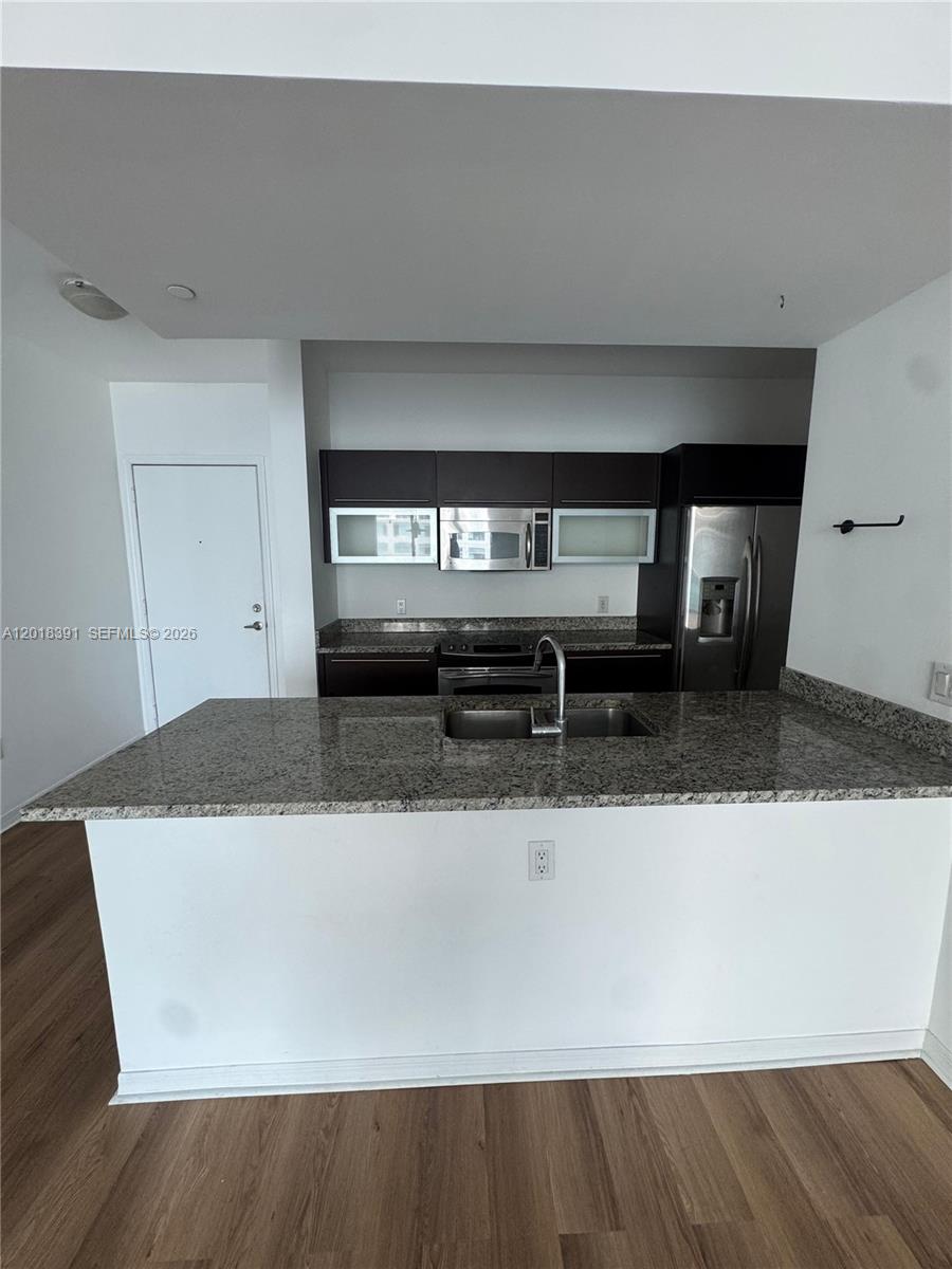 951 N Brickell Ave #3001, Miami FL 33131