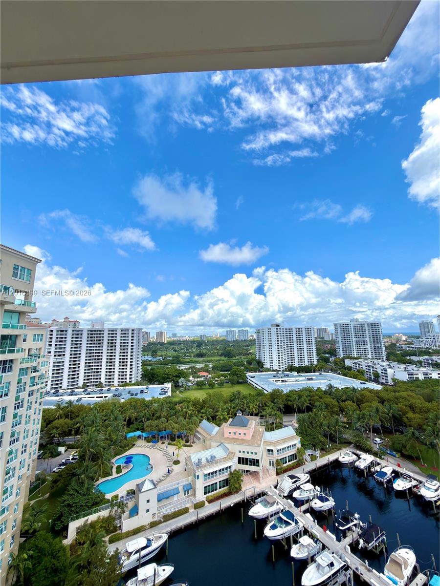 3330 NE 190th St #1610, Aventura FL 33180