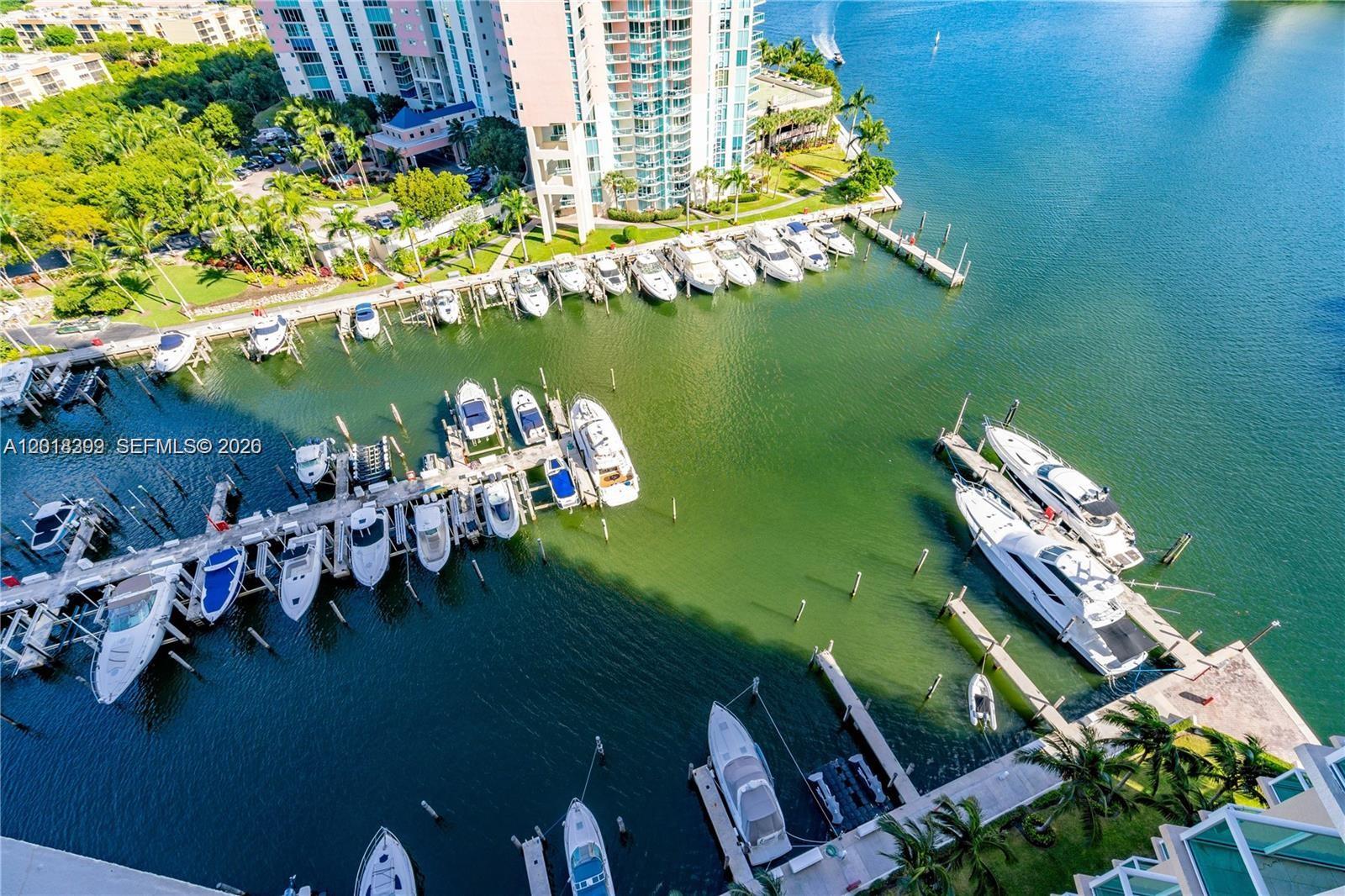 3330 NE 190th St #1610, Aventura FL 33180