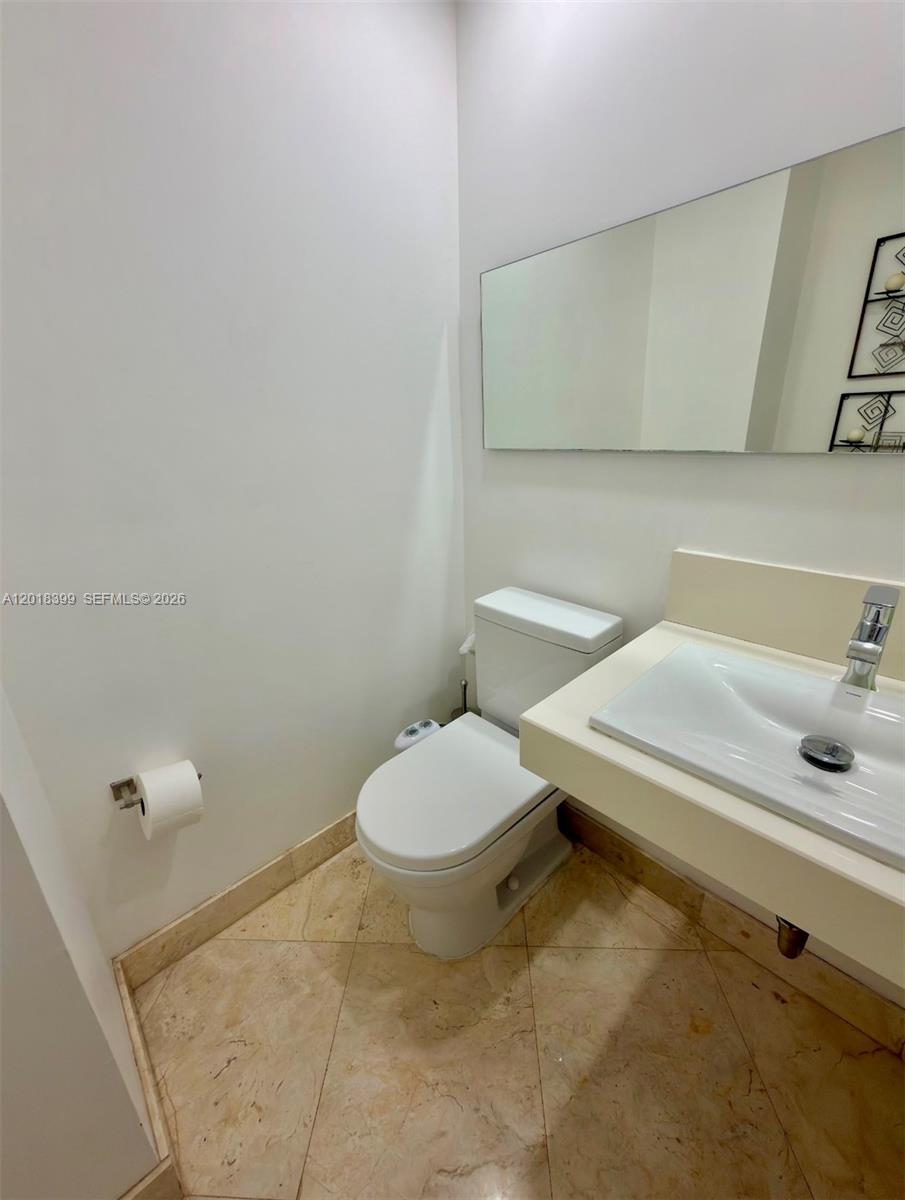 3330 NE 190th St #1610, Aventura FL 33180