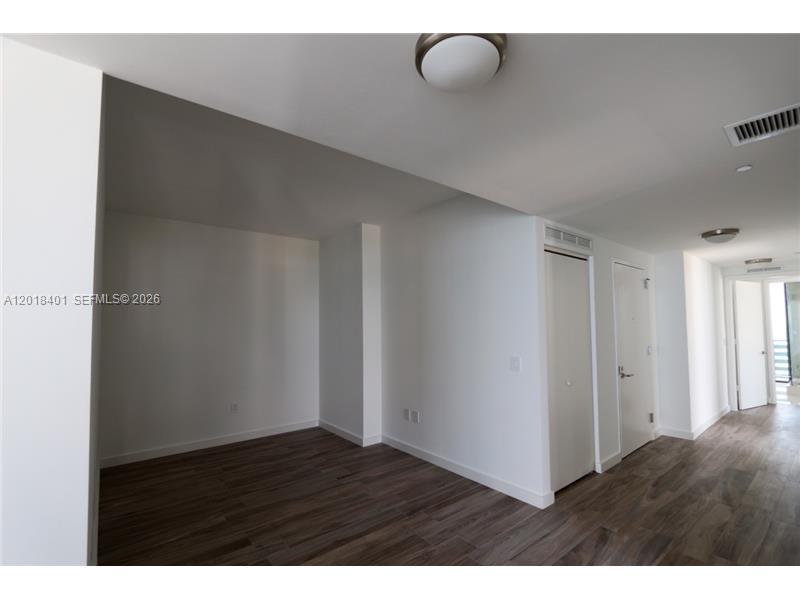 460 NE 28 STREET #2701, Miami FL 33137