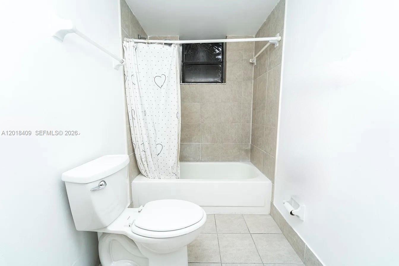 576 NW 114th Ave #203, Sweetwater FL 33172
