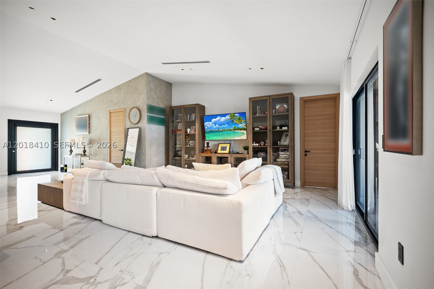 16431 NE 34th Ave, North Miami Beach FL 33160