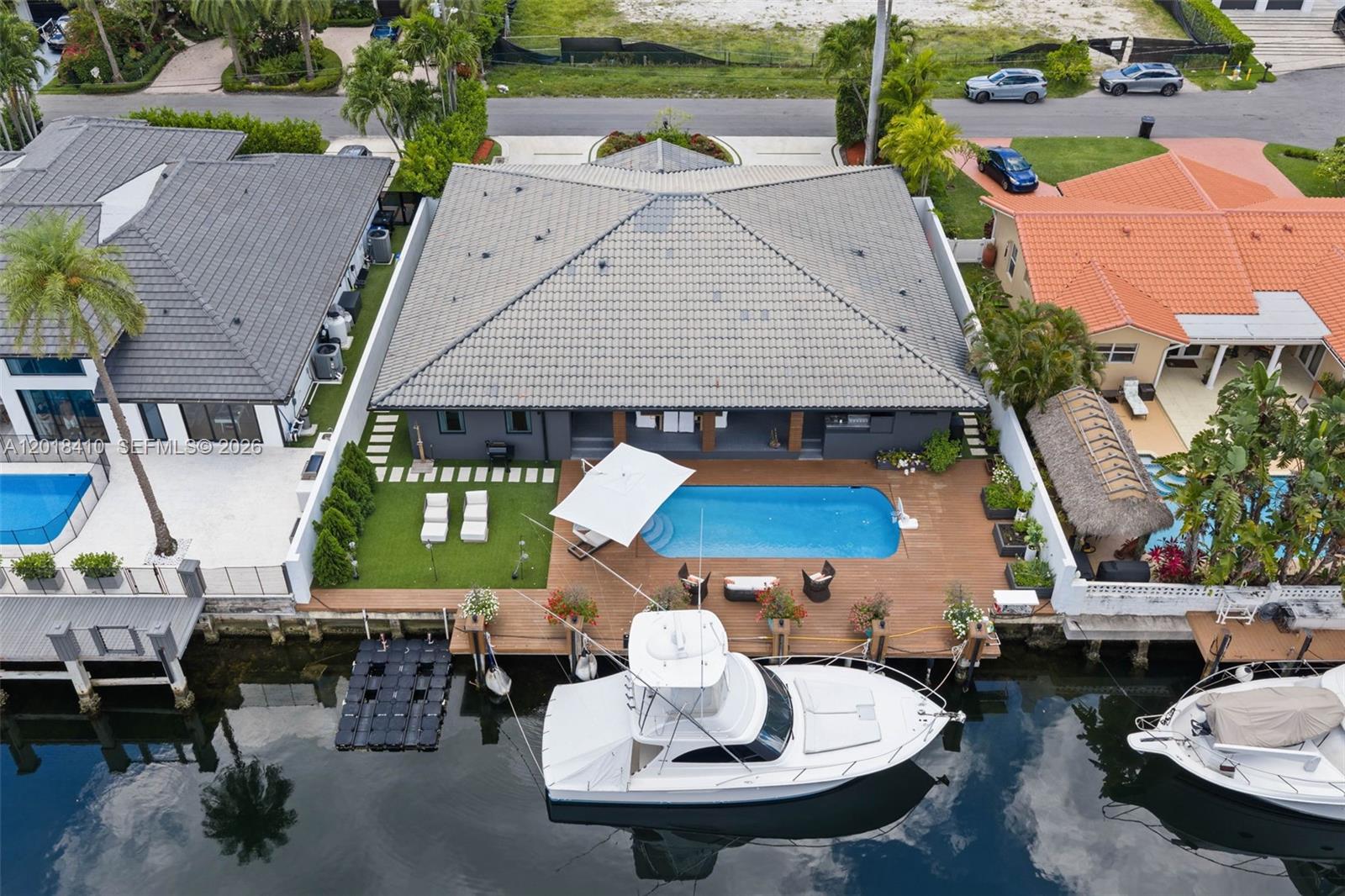 16431 NE 34th Ave, North Miami Beach FL 33160