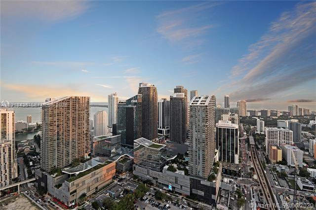92 SW 3rd St #5203, Miami FL 33130