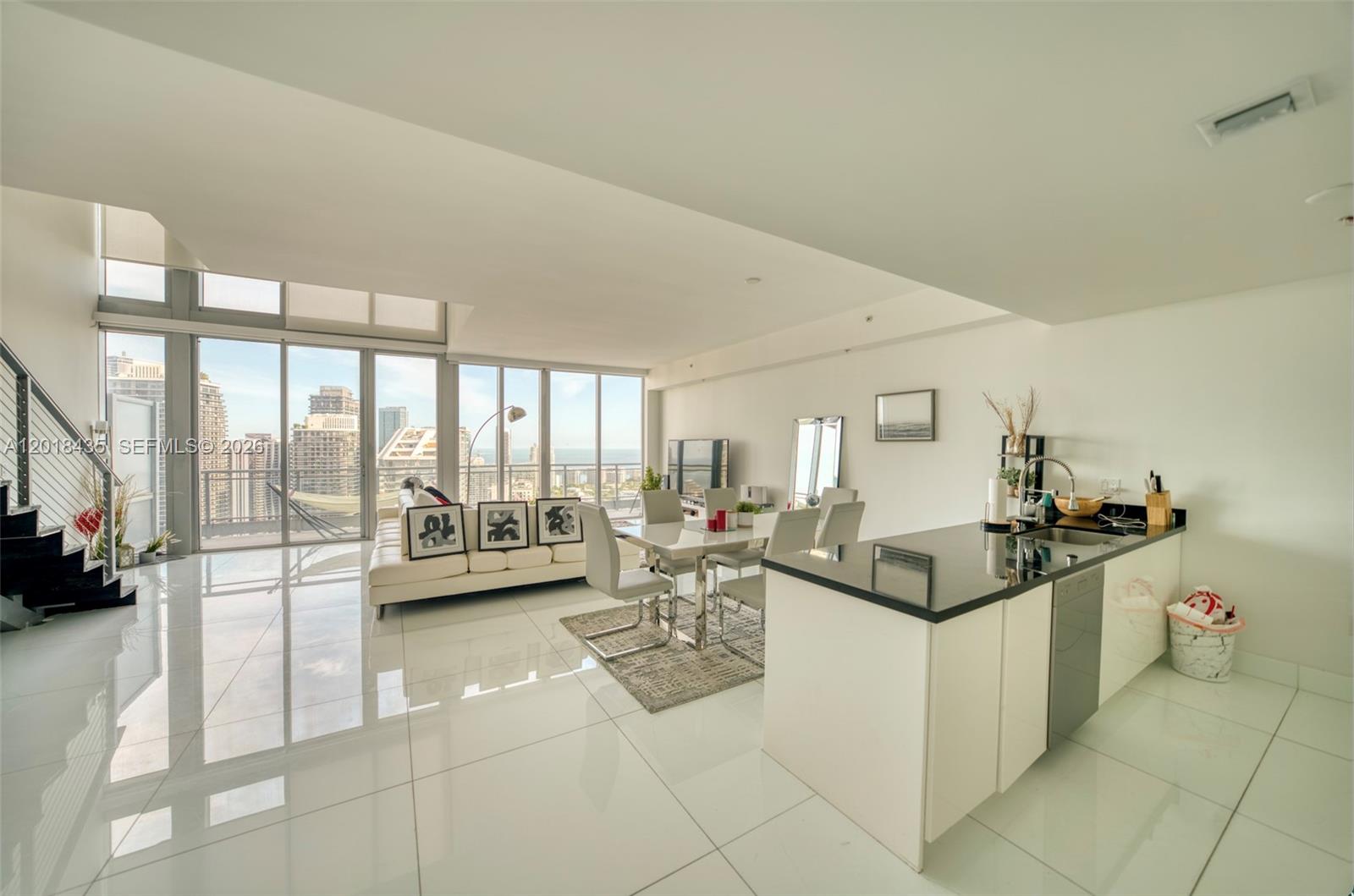 92 SW 3rd St #5203, Miami FL 33130