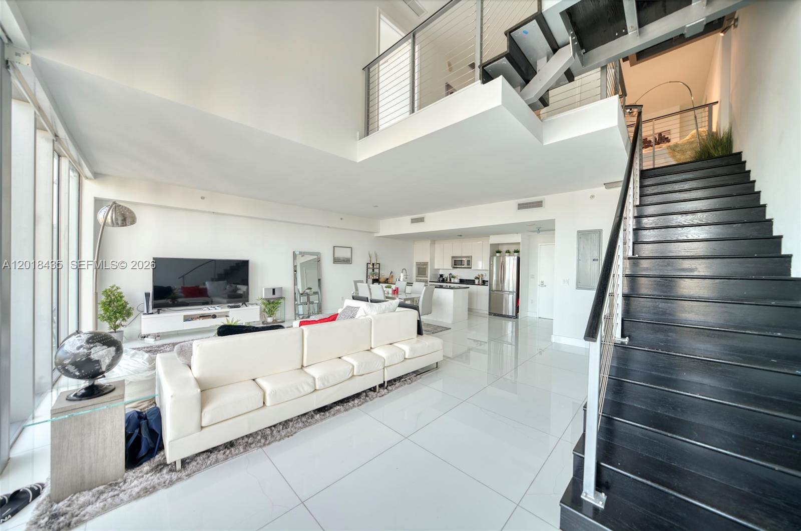 92 SW 3rd St #5203, Miami FL 33130