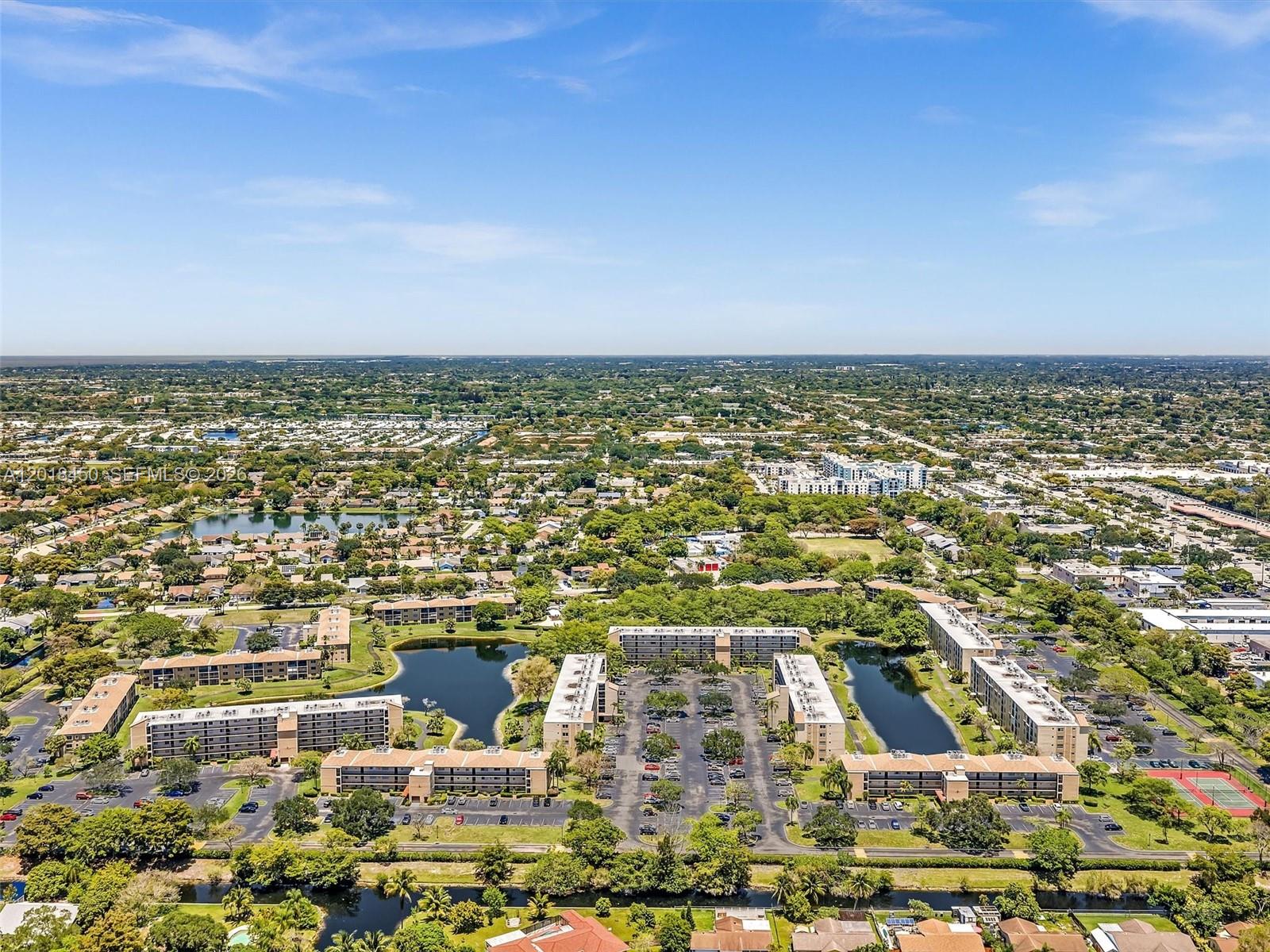 7840 NW 50th St #404, Lauderhill FL 33351