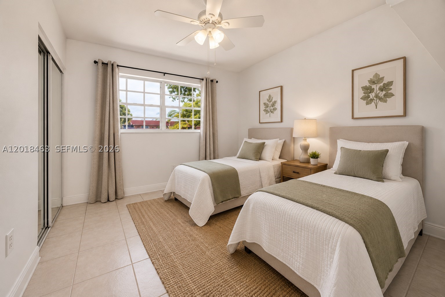 15725 SW 102nd Pl, Miami FL 33157