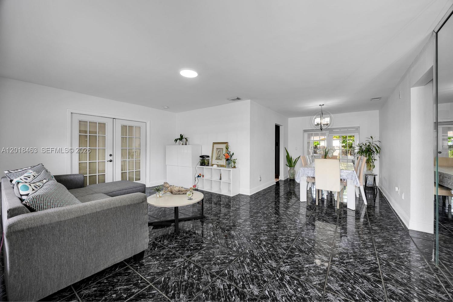 15725 SW 102nd Pl, Miami FL 33157